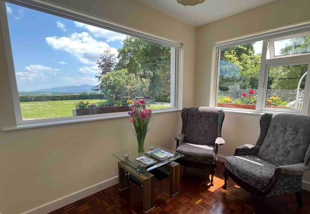 Beautiful Farmhouse An Hour'S Drive From Four Irish Cities Clonmel Exterior foto